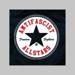 Antifascist All Stars  - plavky s mot&iacute;vom - plavkov&eacute; p&aacute;nske kraťasy s pohodlnou gumou v p&aacute;se a &scaron;n&uacute;rkou na dotiahnutie vhodn&eacute; aj ako klasick&eacute; kraťasy na voľn&yacute; čas